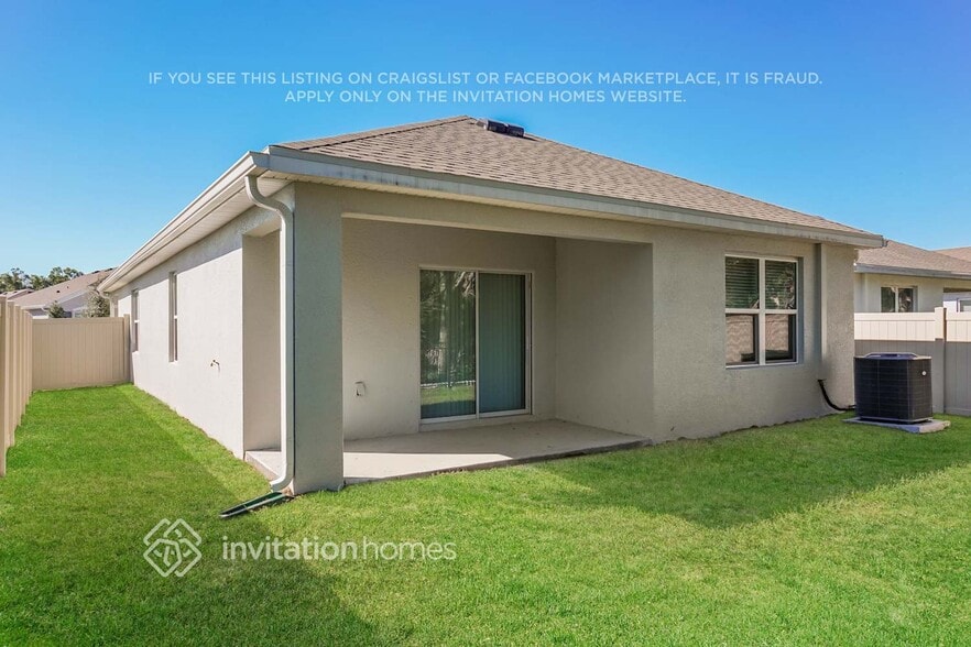 Building Photo - 7996 Majestic Palms Ct