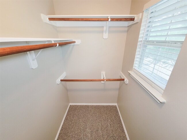 Building Photo - 3014 Loganberry Park Ln