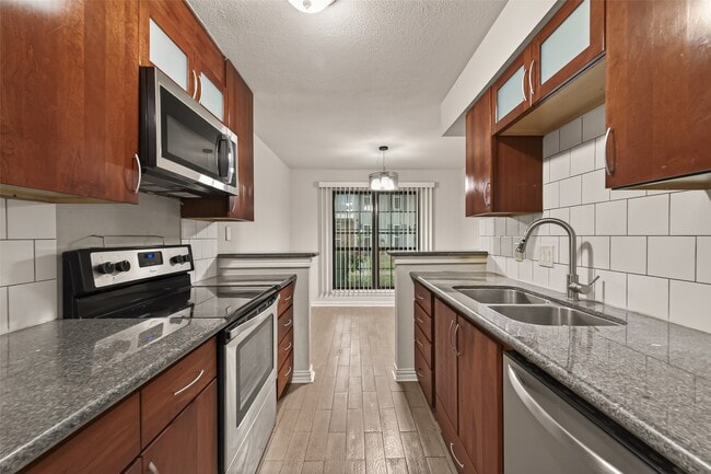 Building Photo - 6631 Wanda Ln