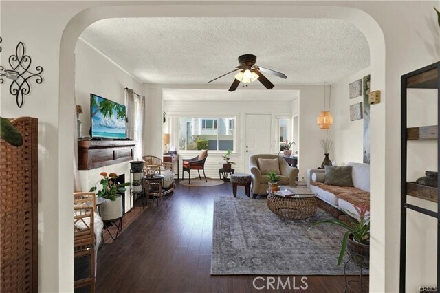 Building Photo - 832 15th St