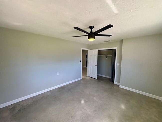 Building Photo - 4342 Pompano Ln