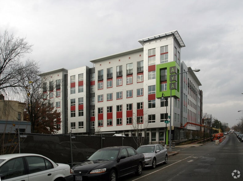 Building Photo - AVA H Street