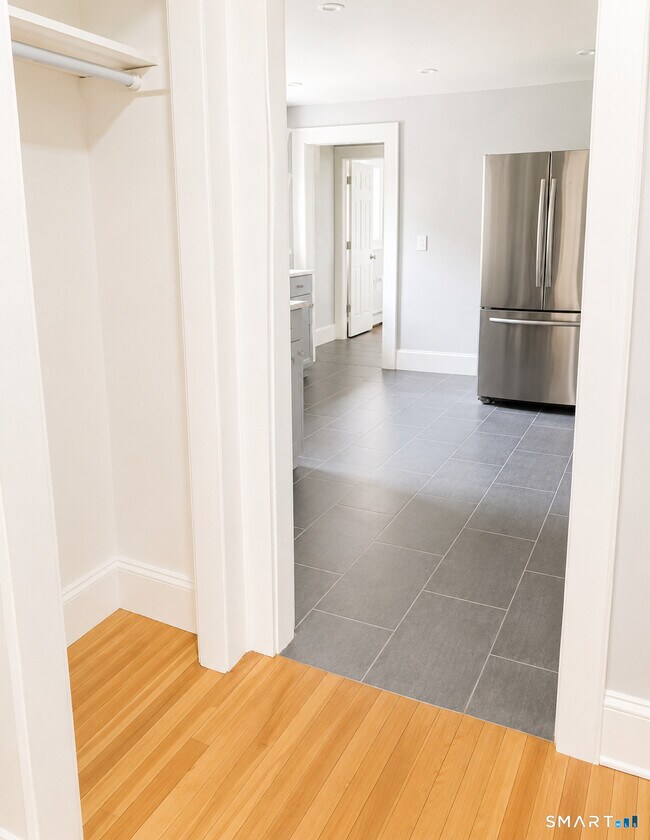 Building Photo - 155 Beardsley Ave