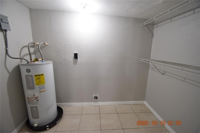 Building Photo - 9496 84th St