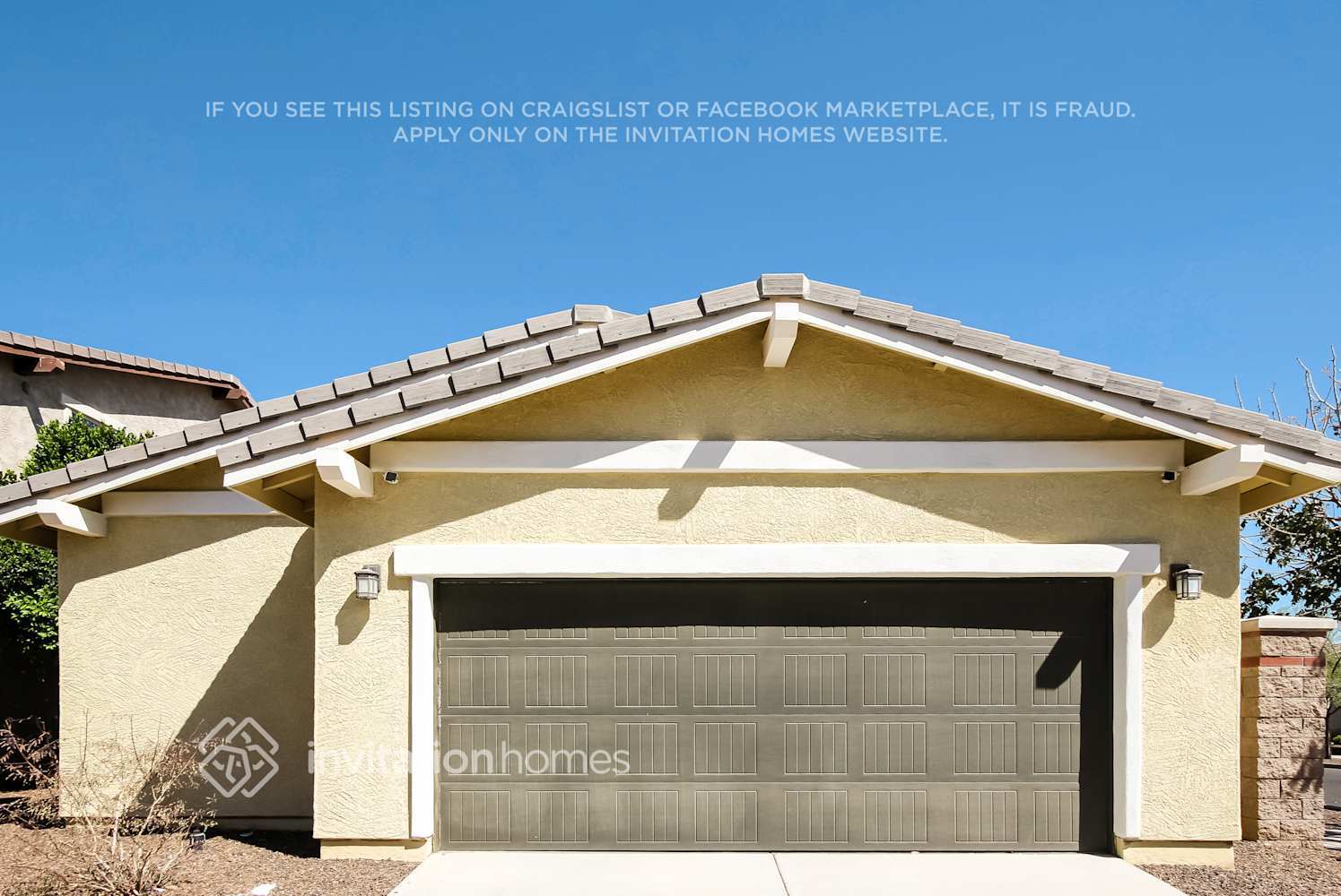 Building Photo - 12472 N 153rd Dr