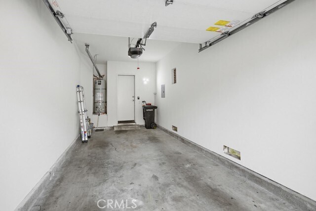 Building Photo - 41 Via Athena