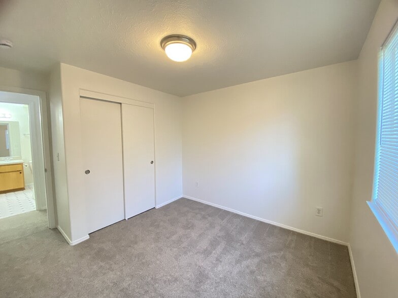 Third Bedroom - 12733 SE 23rd Avenue