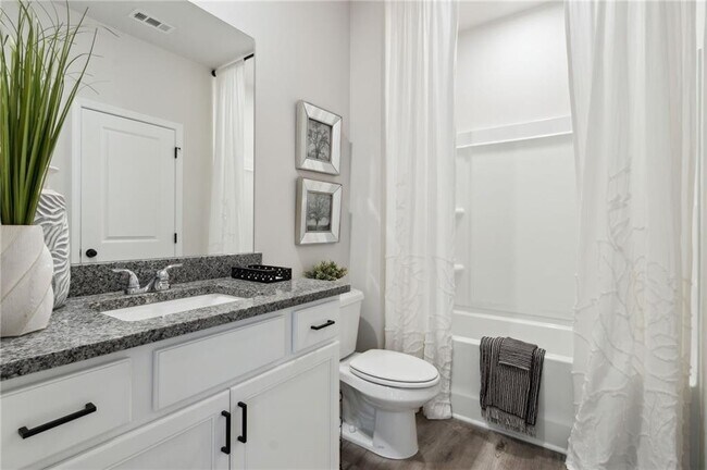 Building Photo - 497 Fox Crk Dr