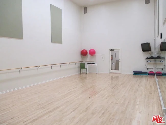 Building Photo - 2510 Almaden Ct