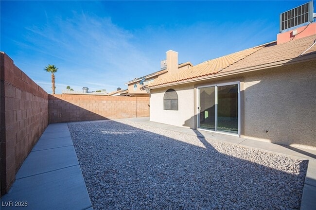 Building Photo - 3801 Dauntless