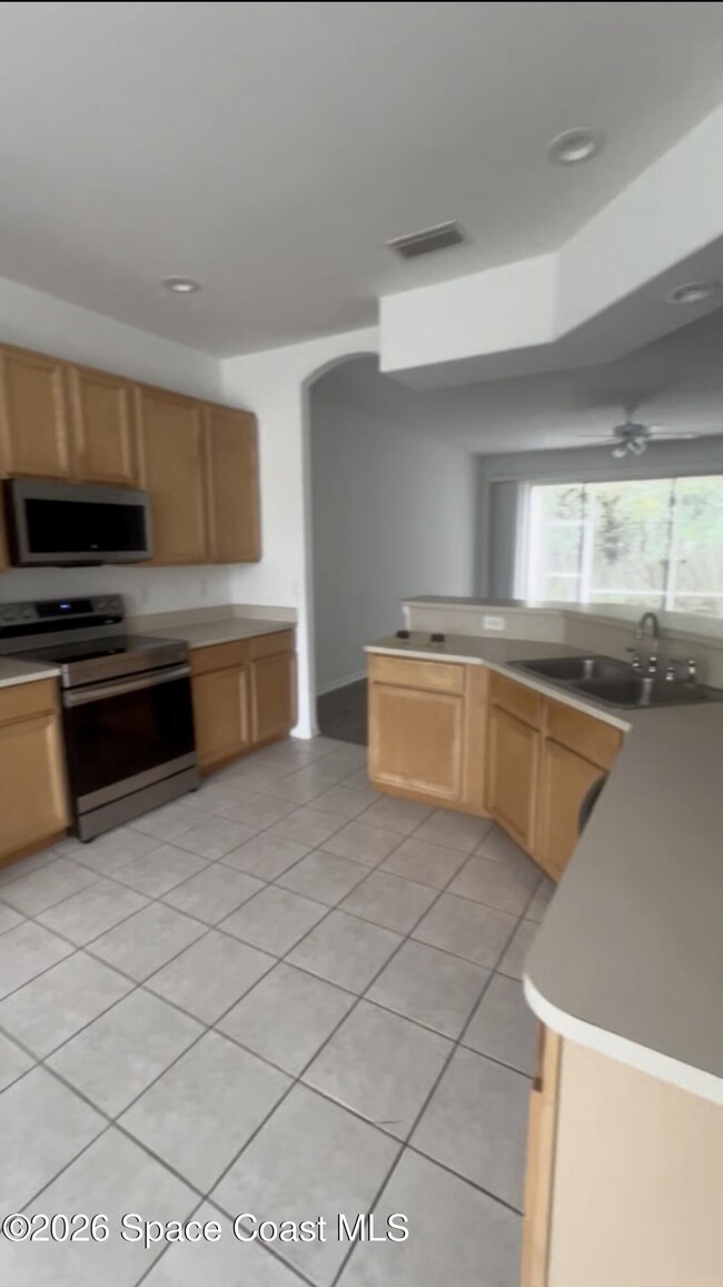 Building Photo - 4701 Portage Trail