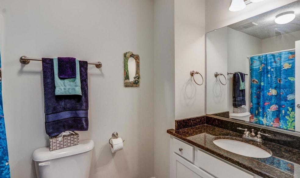 Building Photo - 27 Gloucester Dr