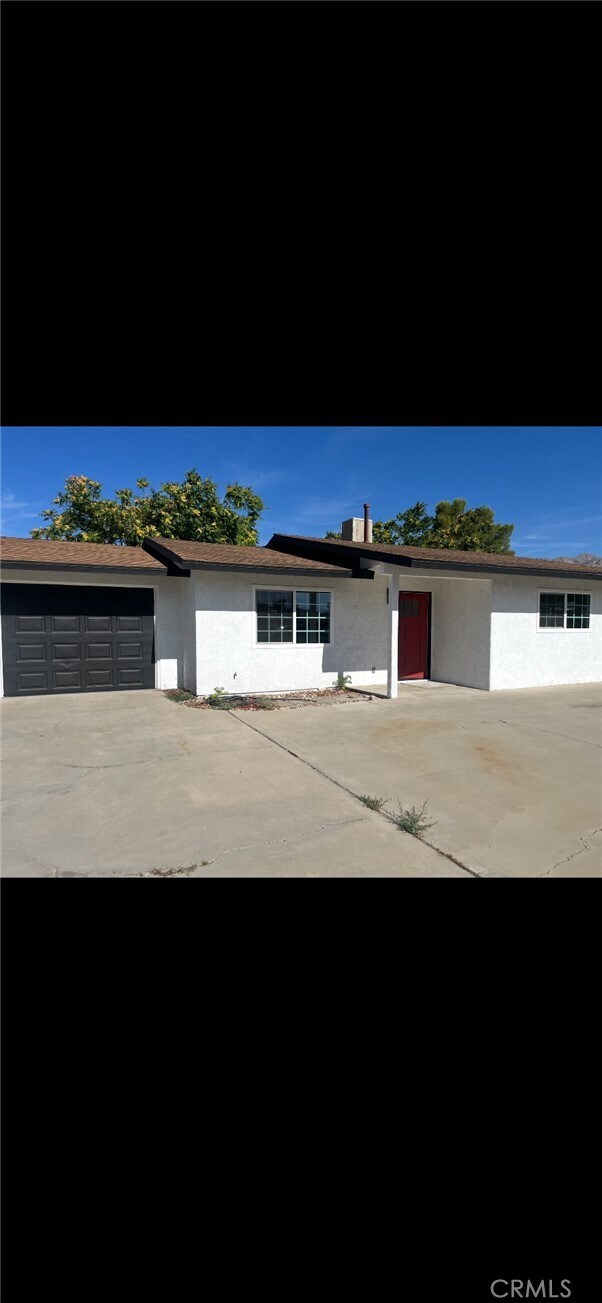 Primary Photo - 49537 Rosella Dr