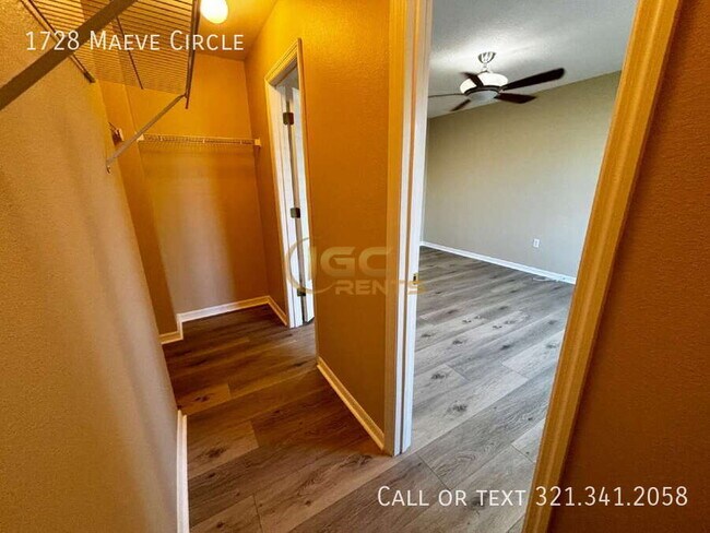 Building Photo - 1728 Maeve Cir