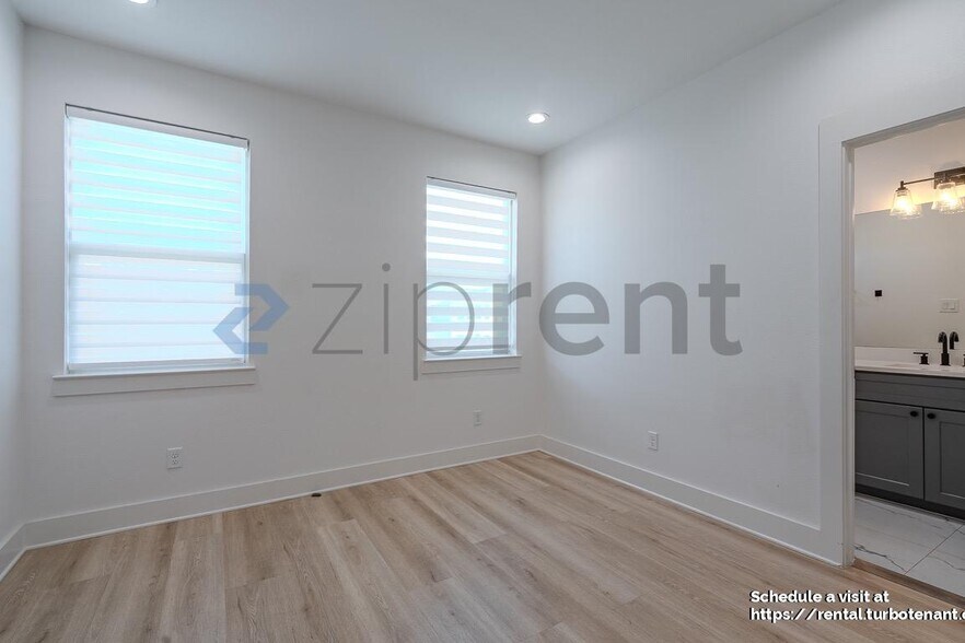 Building Photo - 2852 Cline St