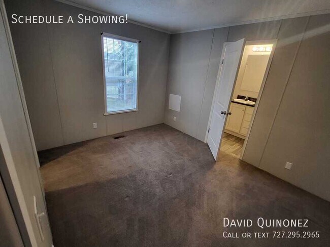 Building Photo - 3250 Maysville Pike
