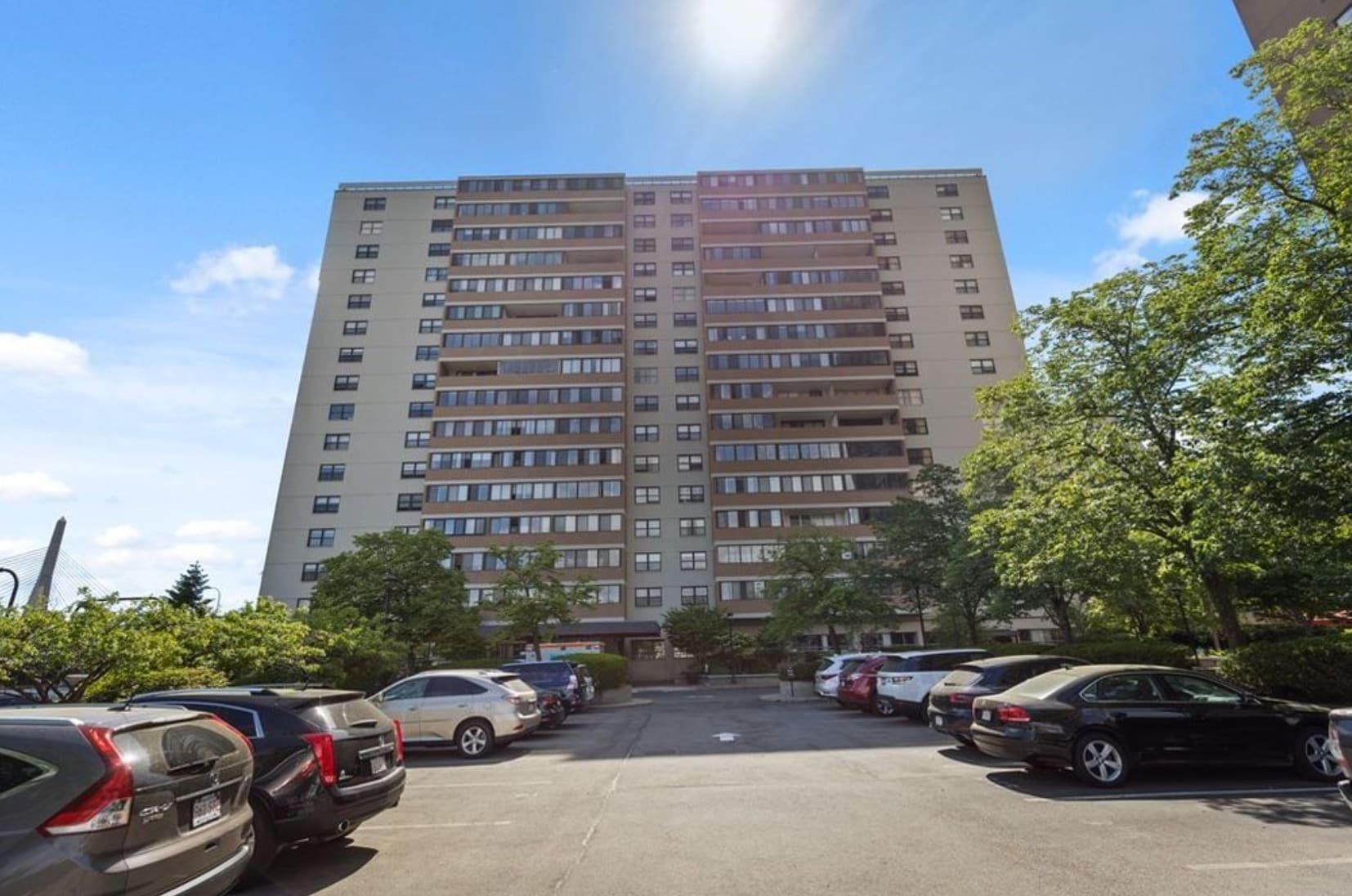 Building Outside - 6 Whittier Plz