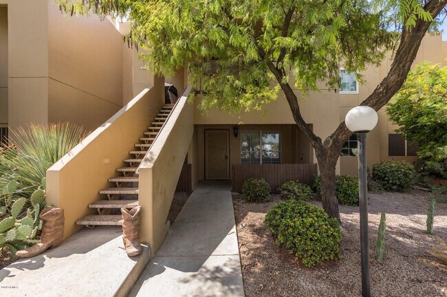 Building Photo - 500 N Gila Springs Blvd