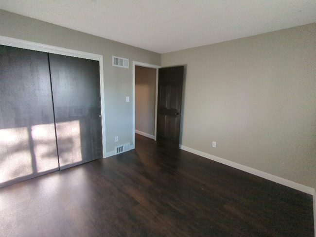 Building Photo - 1776 Milldrum St