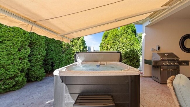 Building Photo - 8731 W Skagit Ave