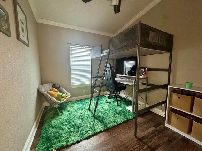 Building Photo - 2022 Austin St