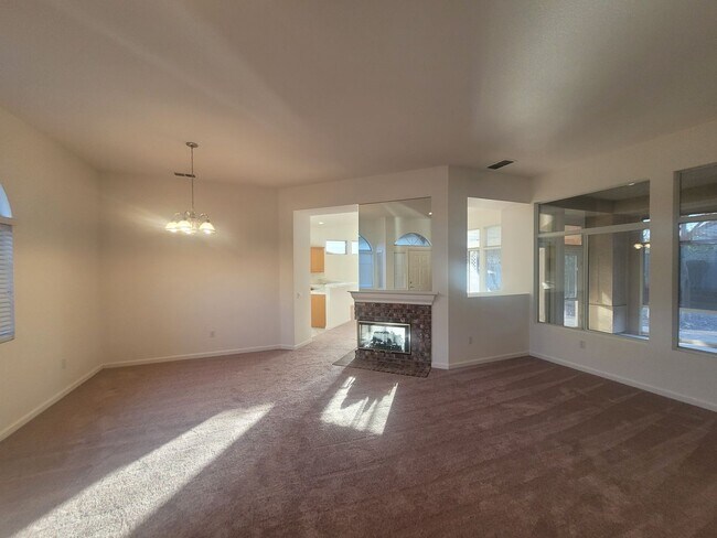 Building Photo - Sun City Roseville