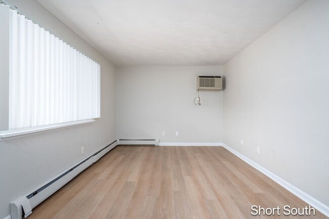 Building Photo - 1605 Bacon Ave