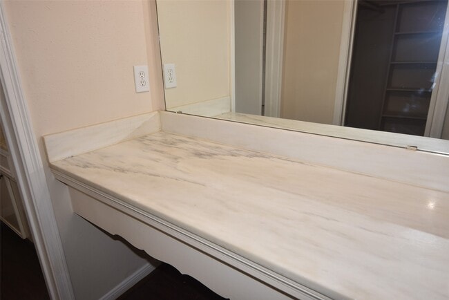 Building Photo - 11903 Sagecliff Dr