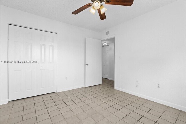 Building Photo - 5736 W 26th Ave