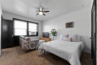 Building Photo - 37 West St Clair Street