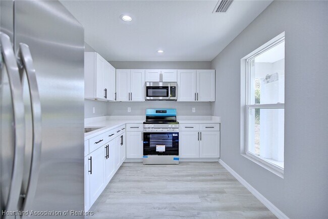 Building Photo - 275 Cumquat Rd NW