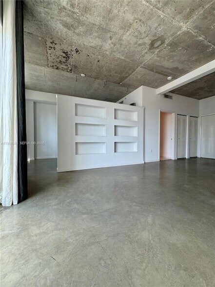 Building Photo - 234 NE 3rd St