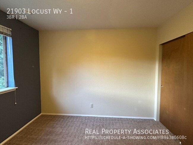 Building Photo - 21903 Locust Wy