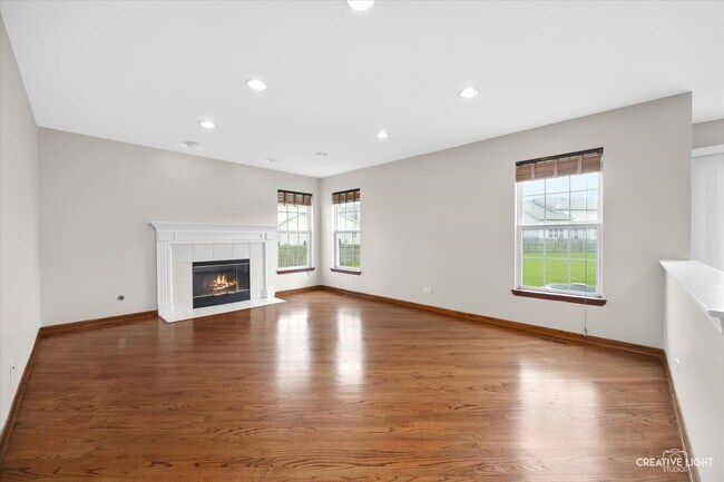 Building Photo - 2219 Beaumont Ct