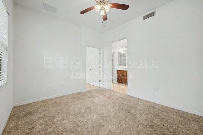 Building Photo - 5550 N 16th St