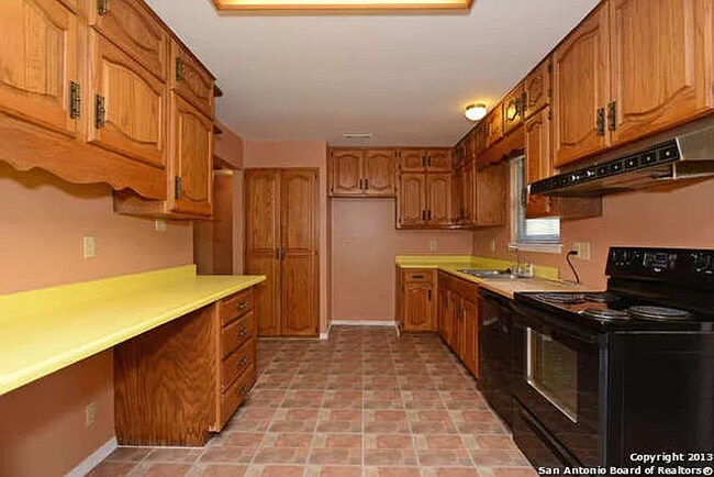 Building Photo - 3 BR/2BA | Newly Renovated Single Family Home | 1-Car Covered Parking | Gated backyard
