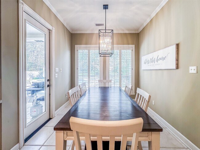 Building Photo - 38 E Thymewood Pl