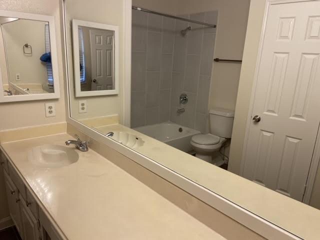 Building Photo - 11219 Willow Field Dr