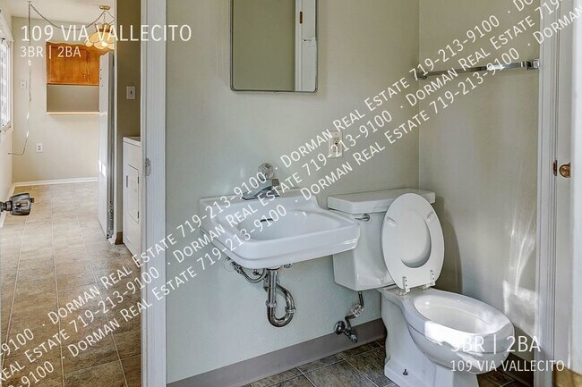 Building Photo - 109 VIA VALLECITO-