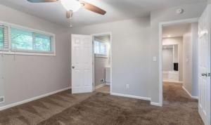 Building Photo - 3409 Hyland Dr