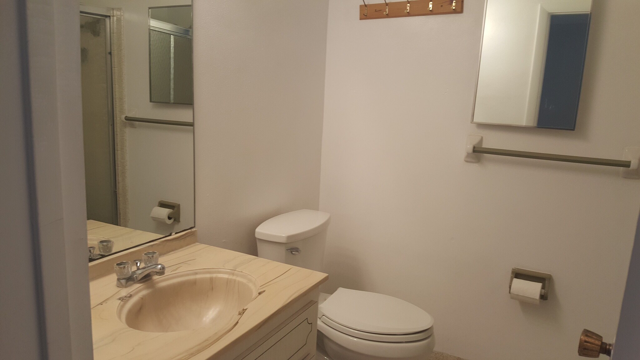 Building Photo - 3550 NW 8th Ave