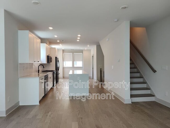 Building Photo - 1037 Wesley Terrace Ave