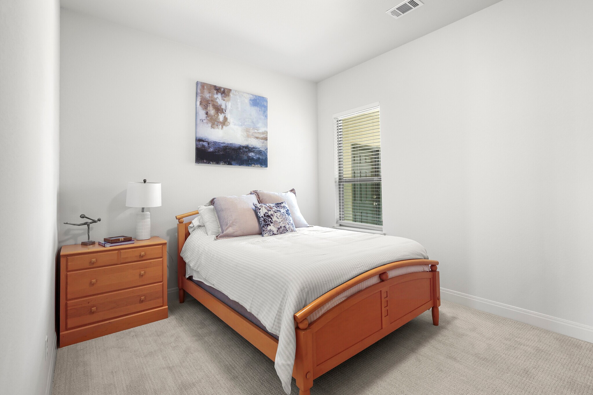 Building Photo - 299 Peakside Cir