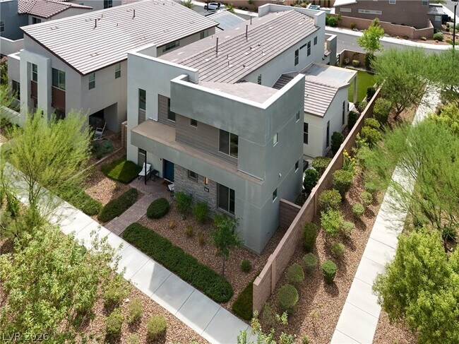 Building Photo - 2658 Catania St