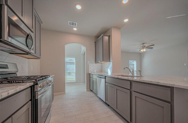 Building Photo - 22807 Ephesus Ave