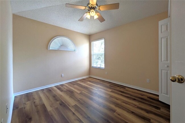 Building Photo - 4029 Quail Briar Dr
