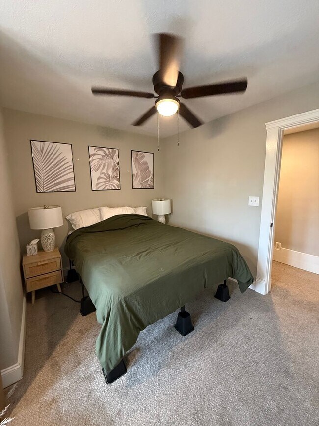 Building Photo - 4 Bedroom, Two Story House