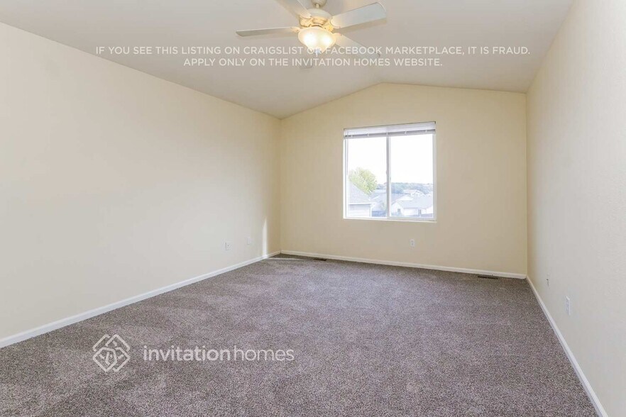 Building Photo - 1245 Legend Oak Dr