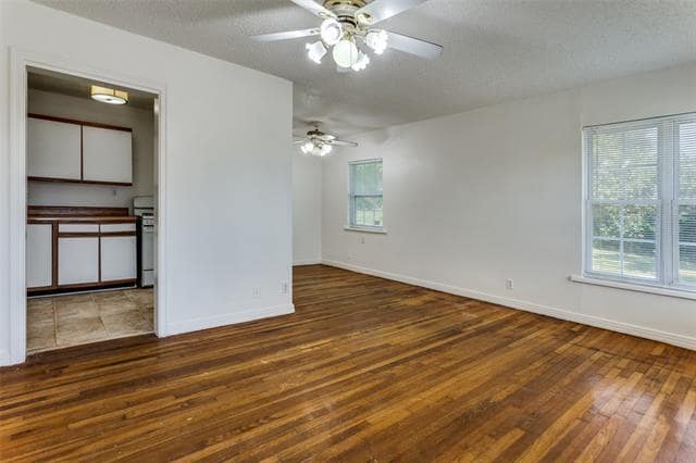Building Photo - 4650 S Ridge Terrace