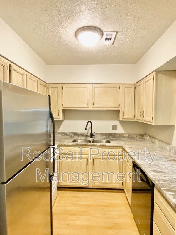 Building Photo - 21 Sidewinder Ct